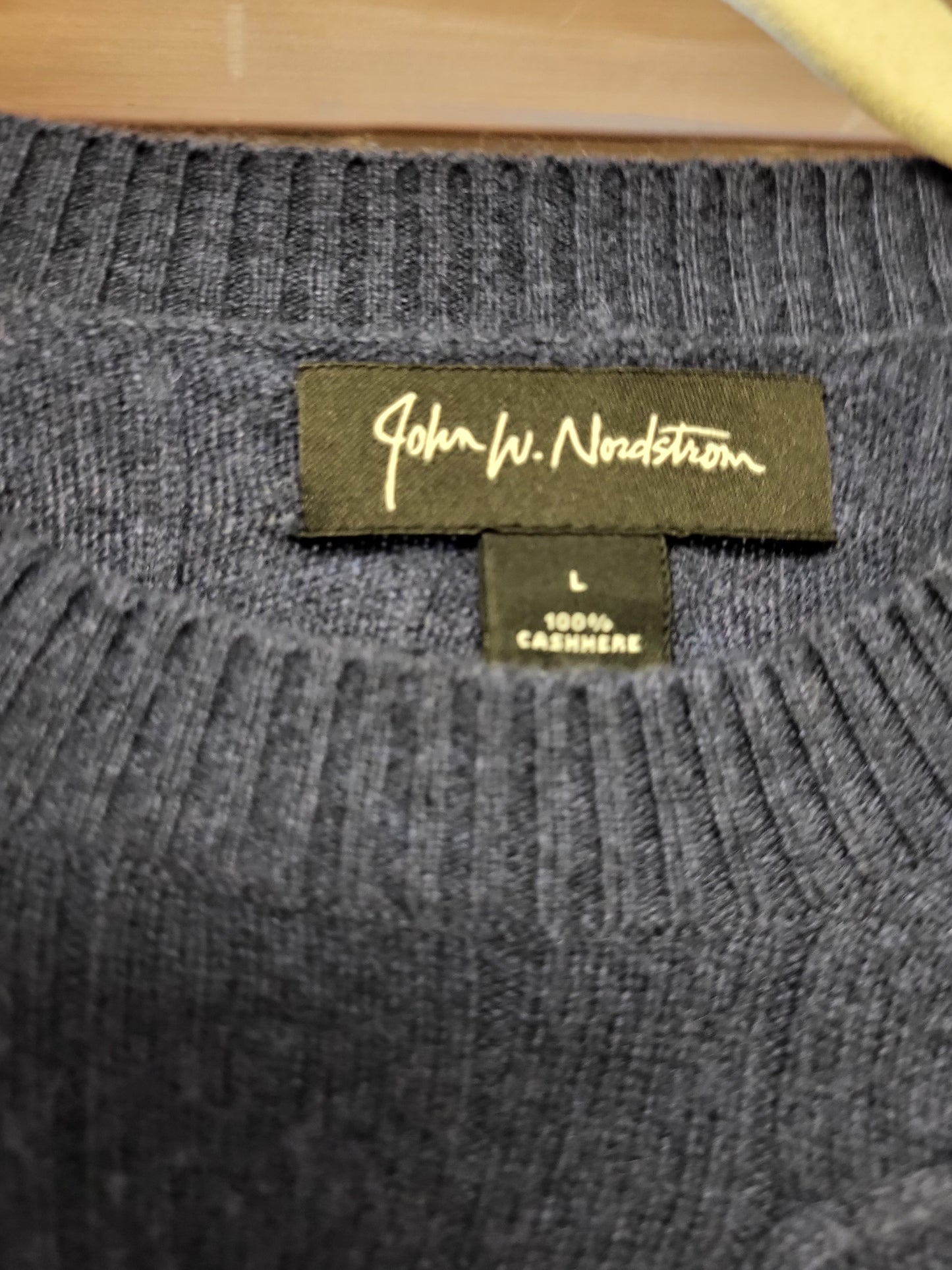 100% Cashmere Men's Sweater