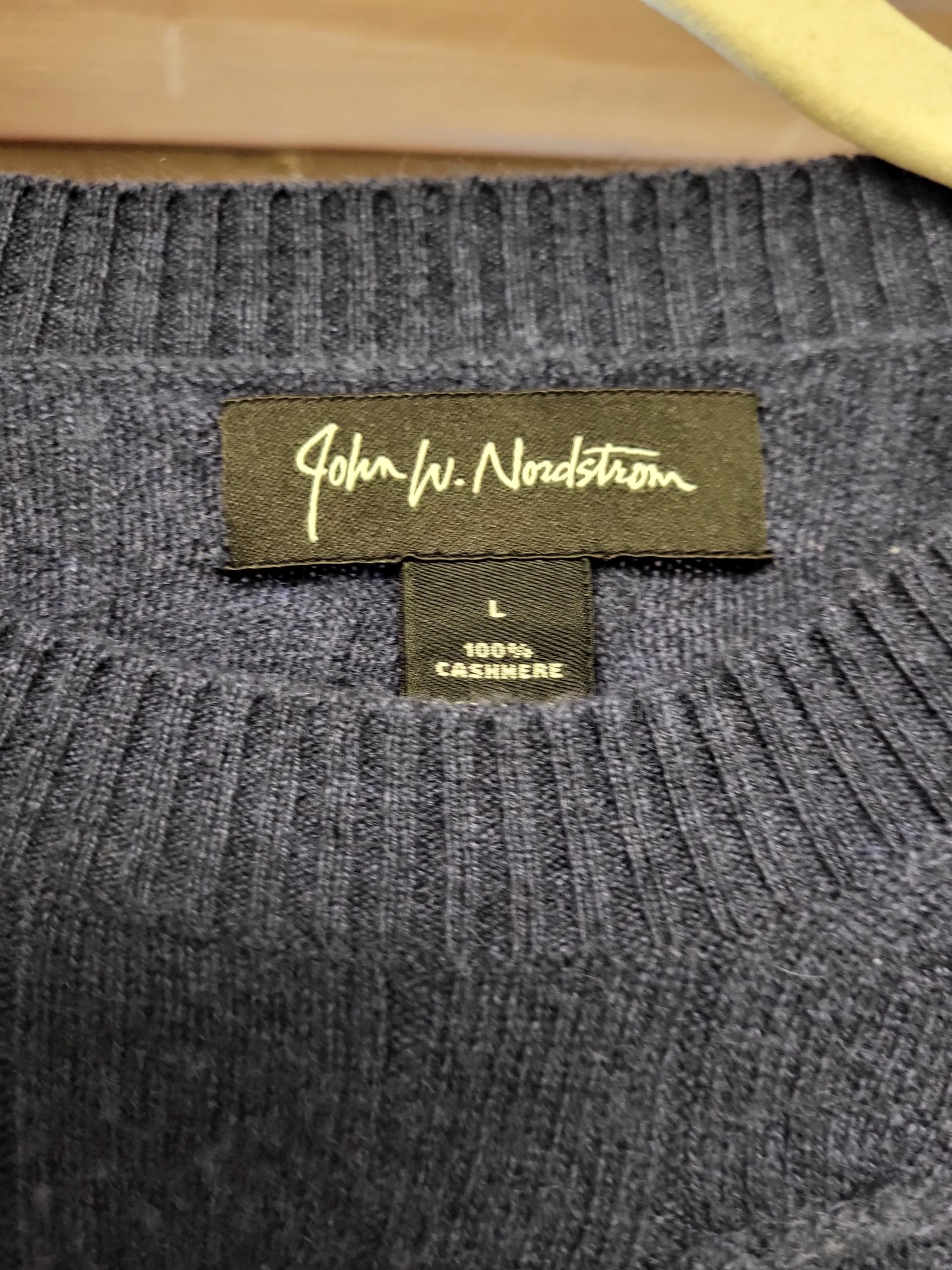 100% Cashmere Men's Sweater